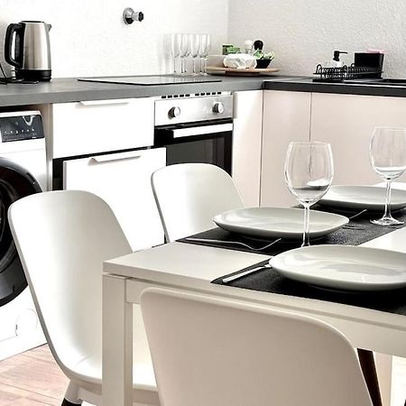 Moderne Wohnung In Stadionnaehe Mit Parkplatz Dortmund Eksteriør billede